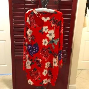“New Tag” Guess dress, xl, multiple
